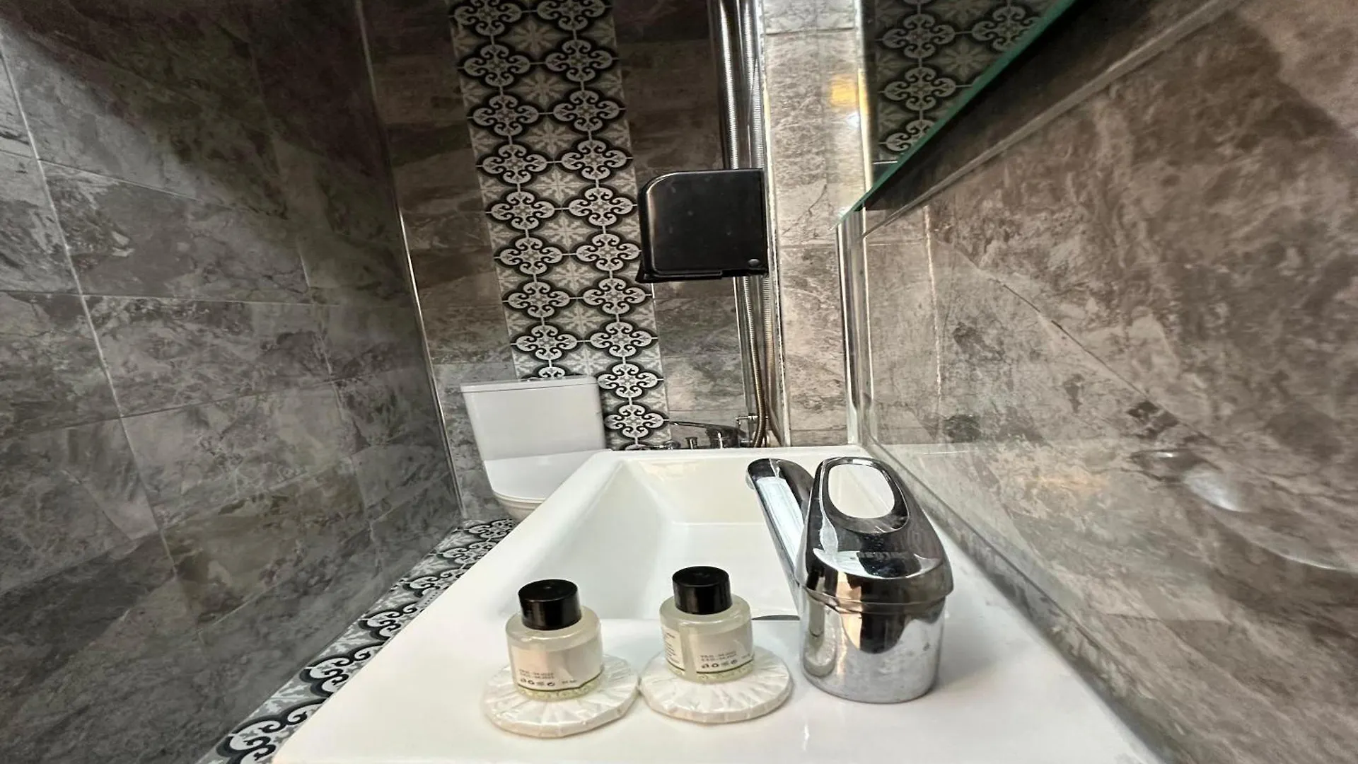 Asil Kosova Hotel Istanbul 0*,